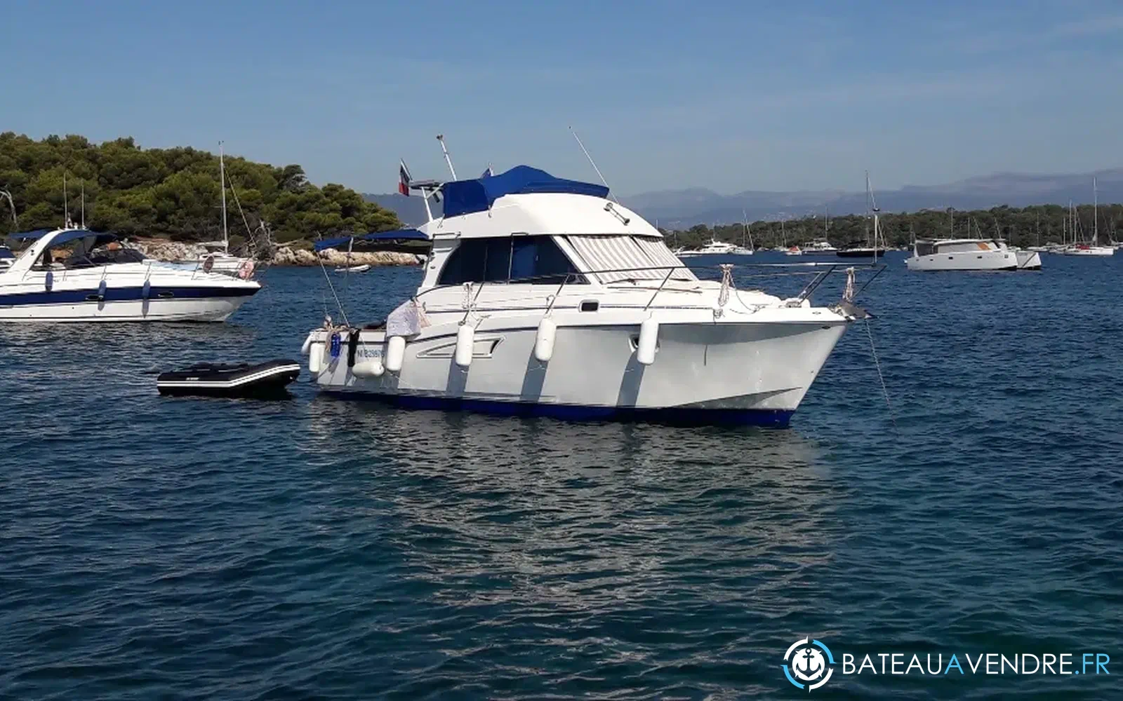 slider 0 Beneteau Antares 9 OB Antares 9 Fly
