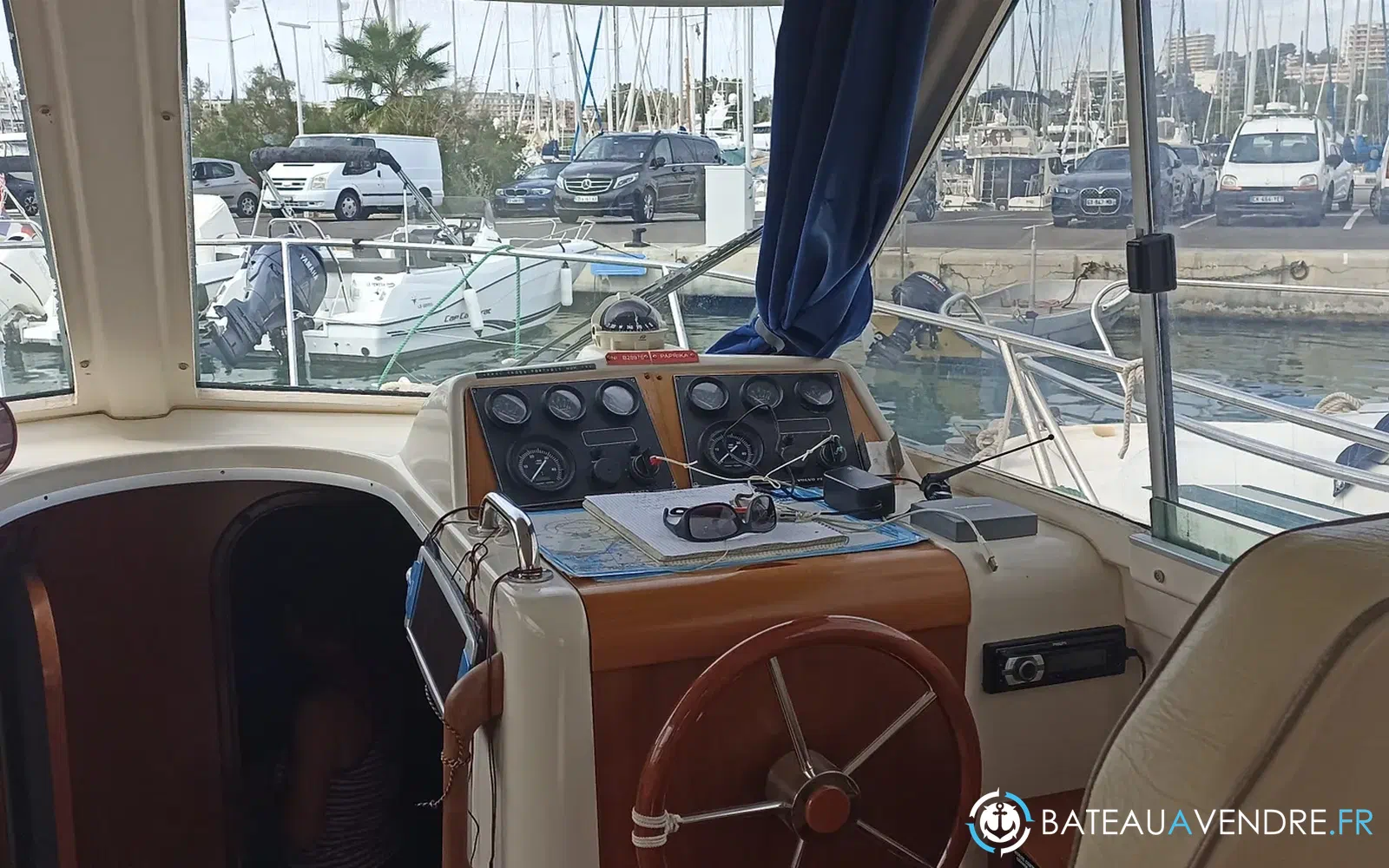 slider 5 Beneteau Antares 9 OB Antares 9 Fly