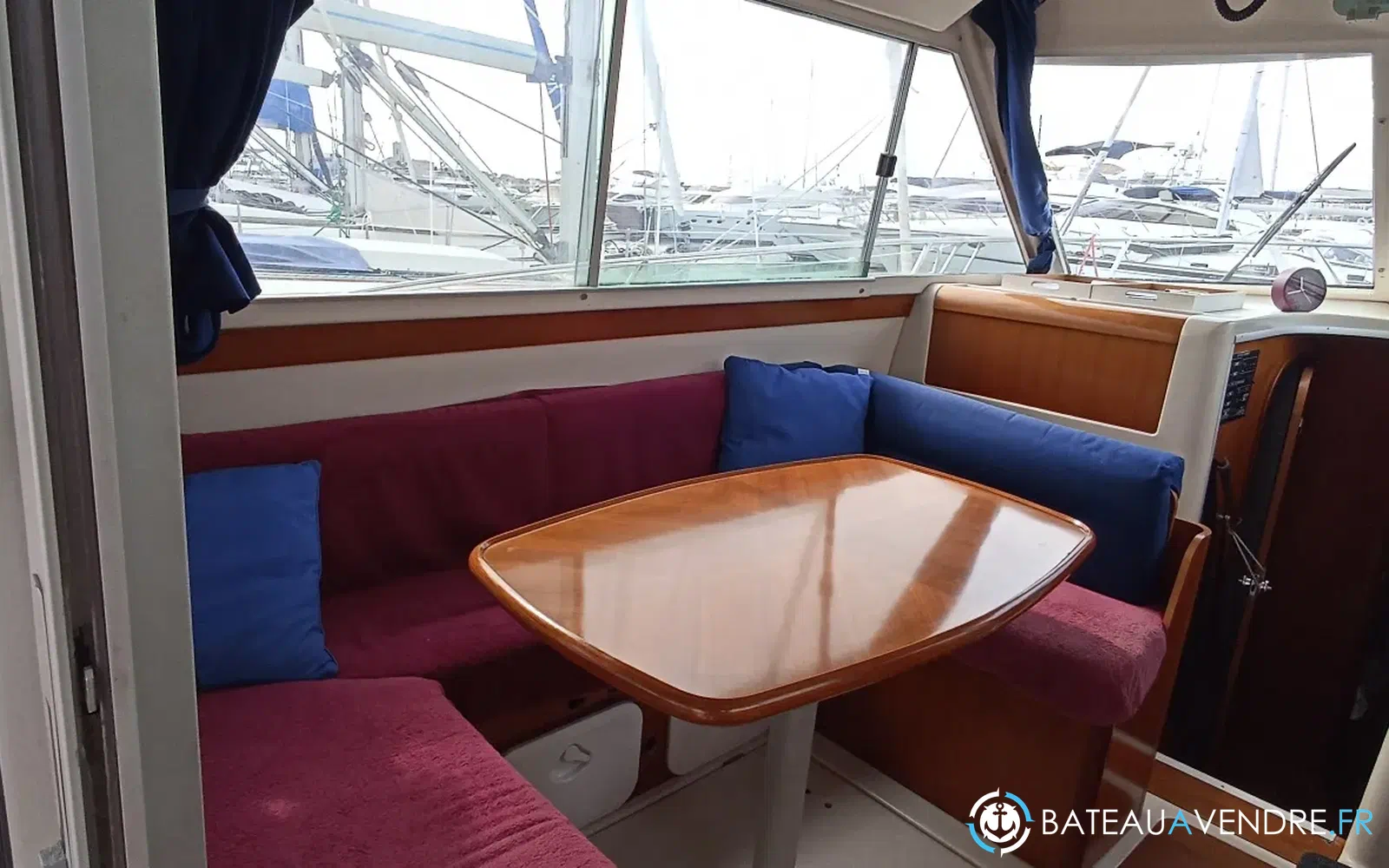 slider 7 Beneteau Antares 9 OB Antares 9 Fly