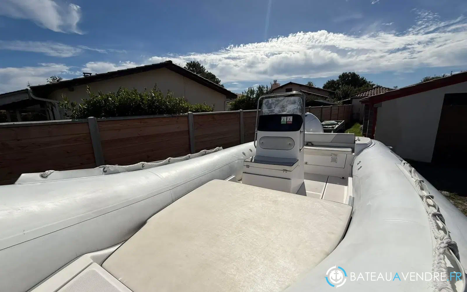 slider 9 Selva D500