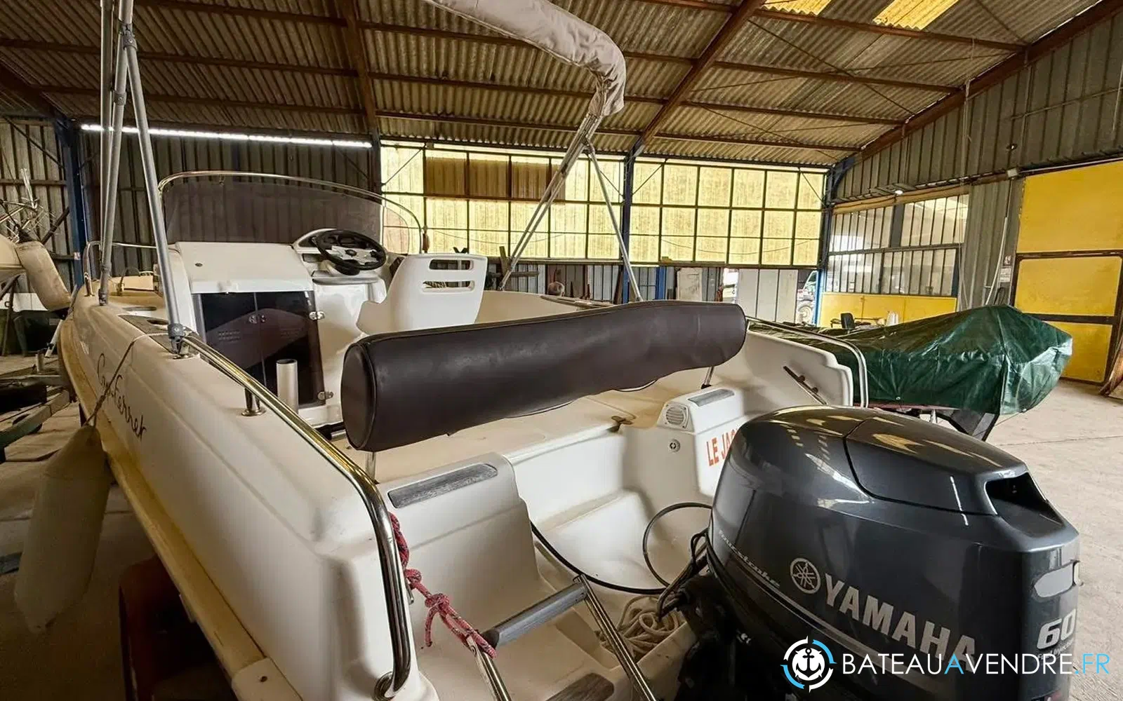 slider 11 B2 Marine Cap Ferret 552 Open