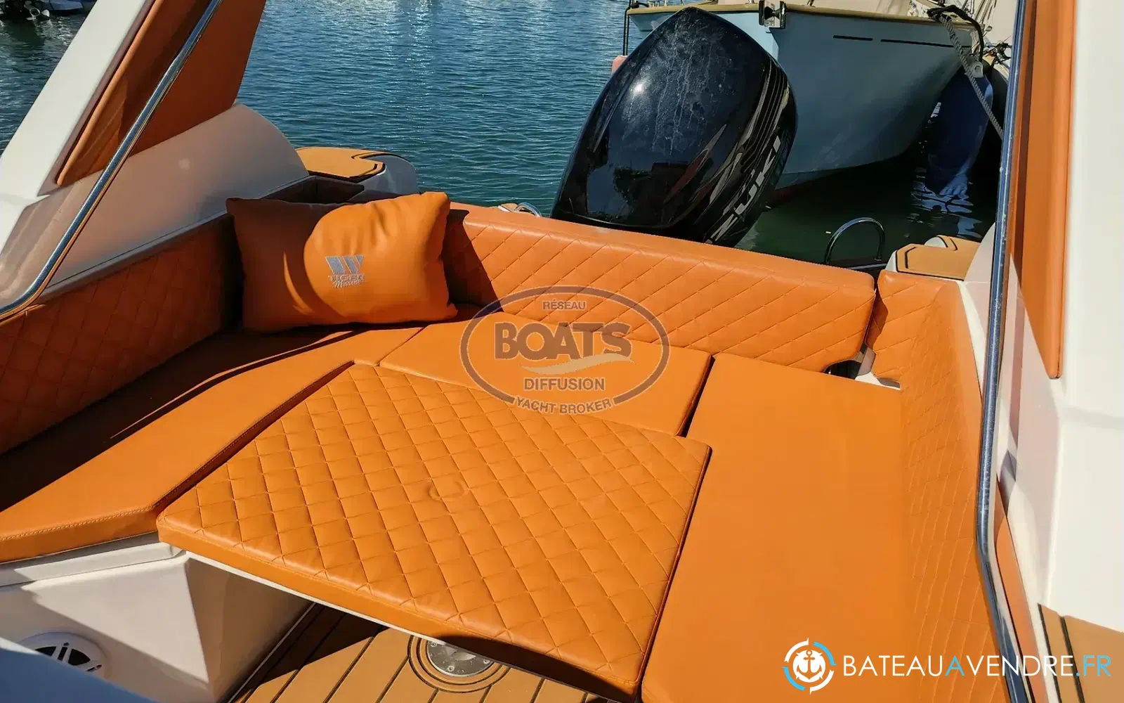 slider 2 Tiger Marine Tiger 850 Open