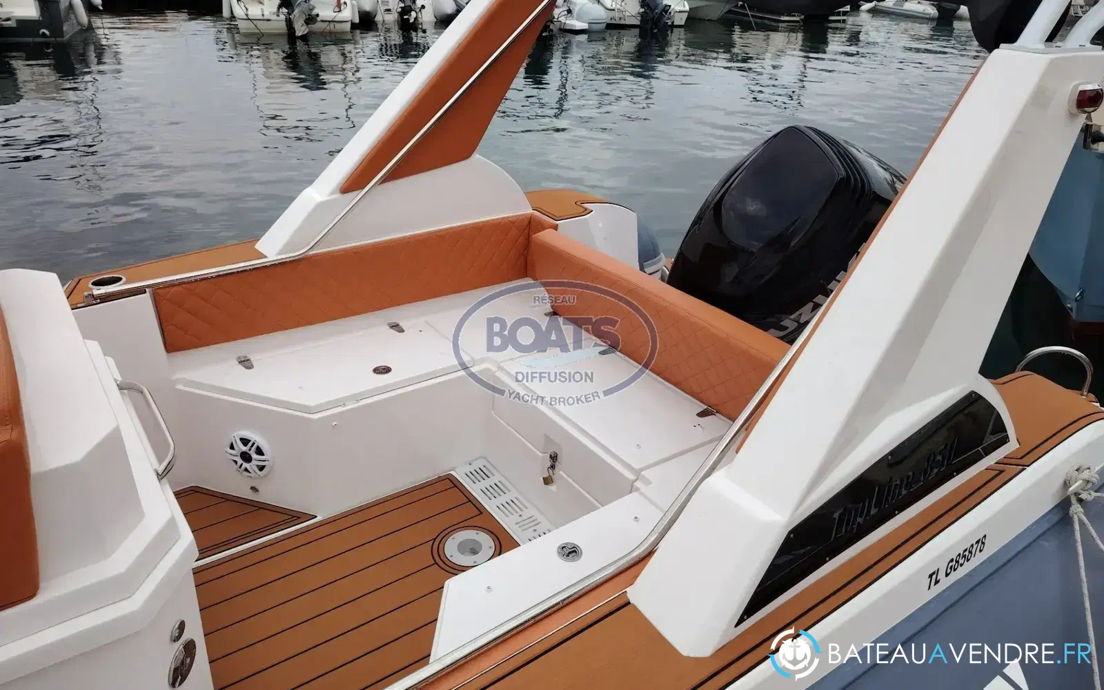 slider 7 Tiger Marine Tiger 850 Open