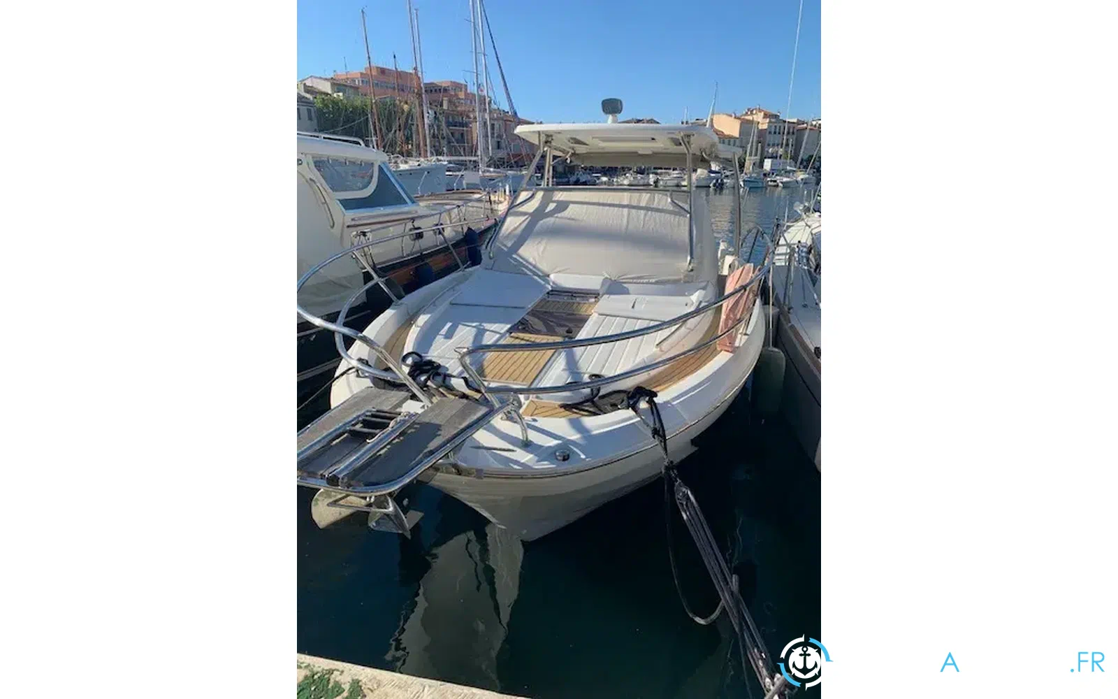 slider 3 Jeanneau Cap Camarat 10.5 WA