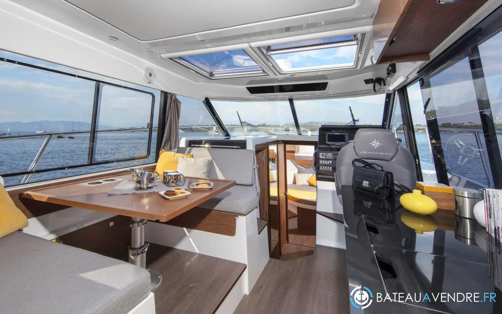 slider 18 Jeanneau Merry Fisher 1095
