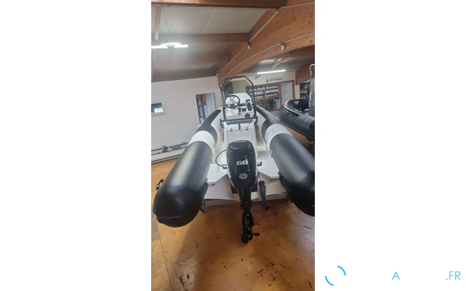 slider 1 3D Tender TR 54