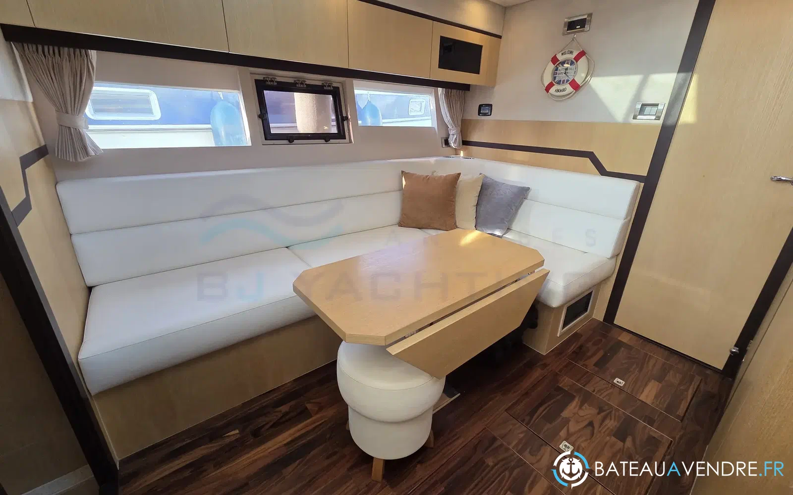 slider 14 Galeon 405 HTL
