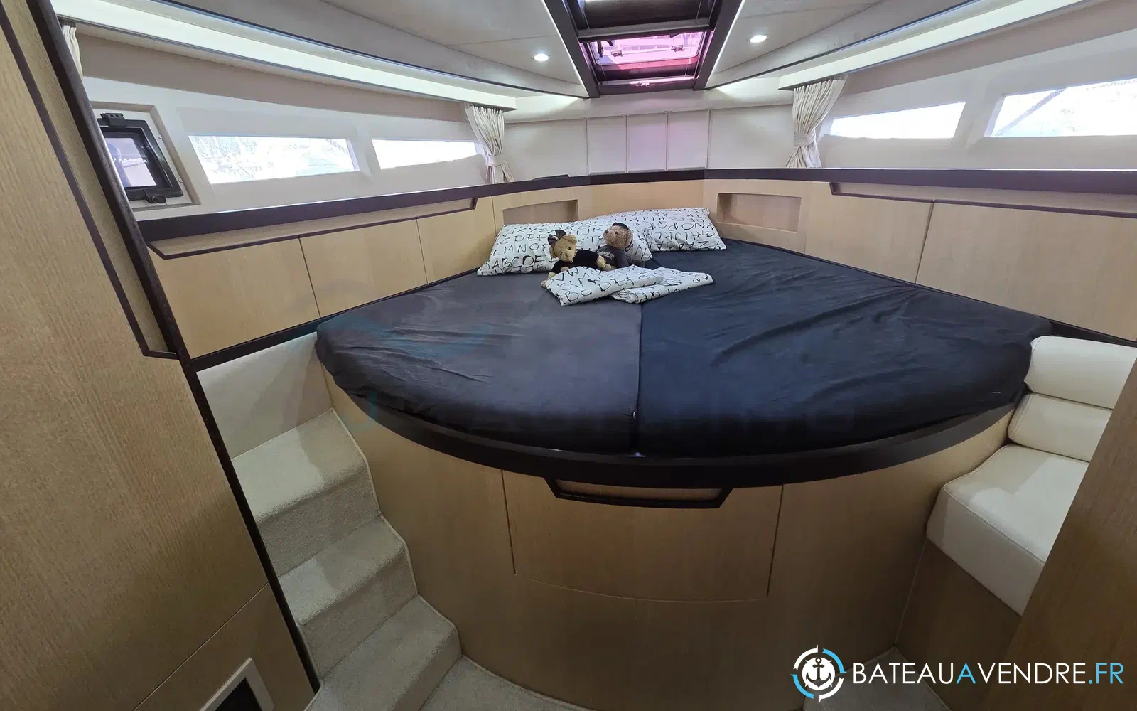 slider 16 Galeon 405 HTL