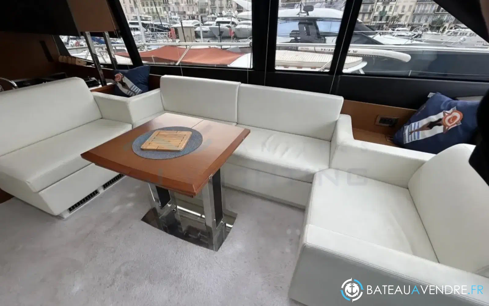 slider 6 Prestige Yachts 500 S