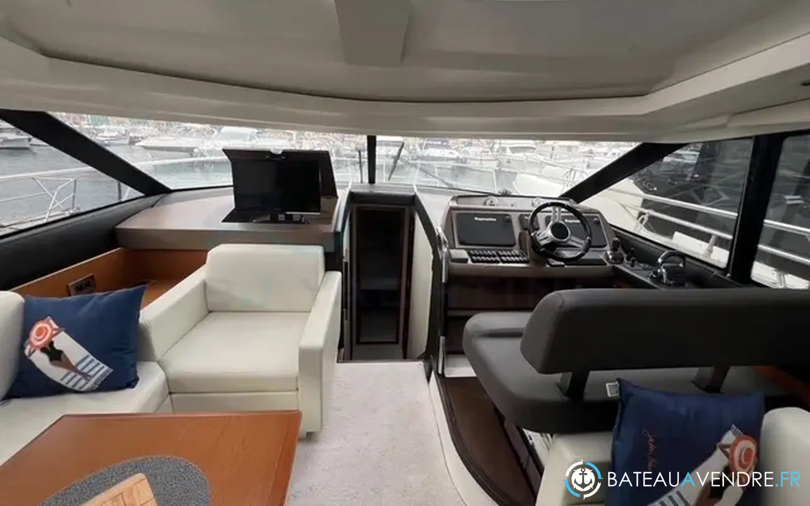 slider 7 Prestige Yachts 500 S
