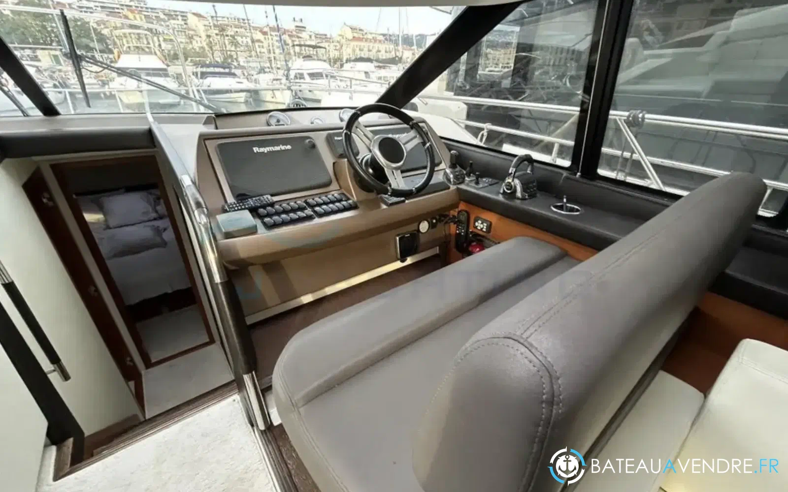slider 8 Prestige Yachts 500 S