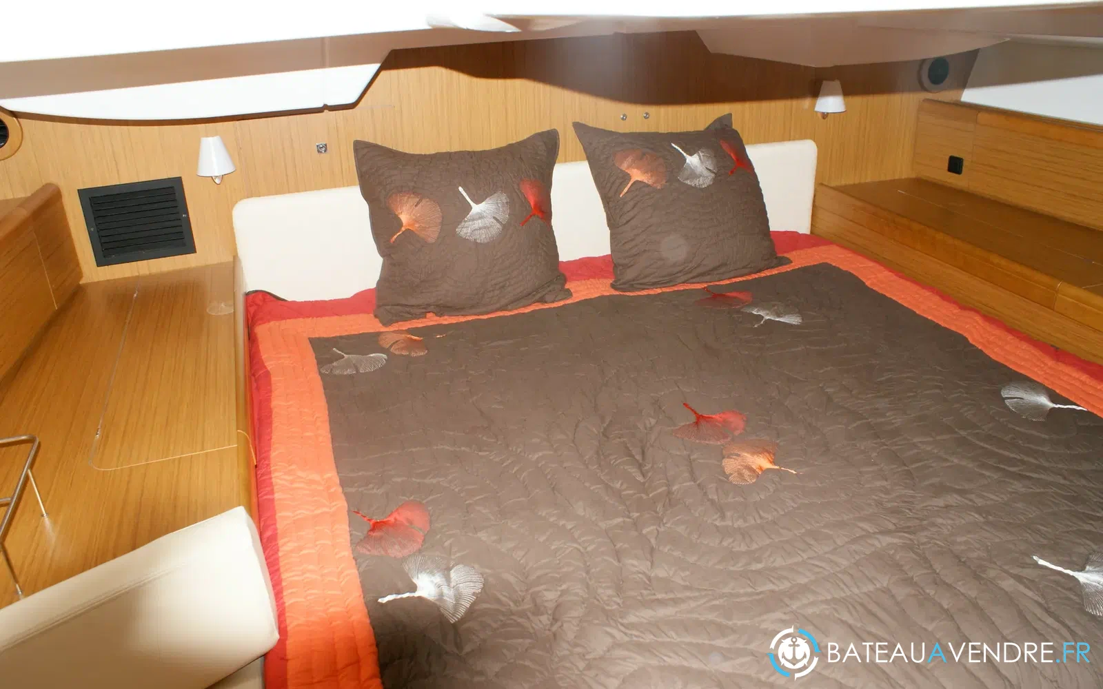 slider 4 Jeanneau Sun Odyssey 42 DS