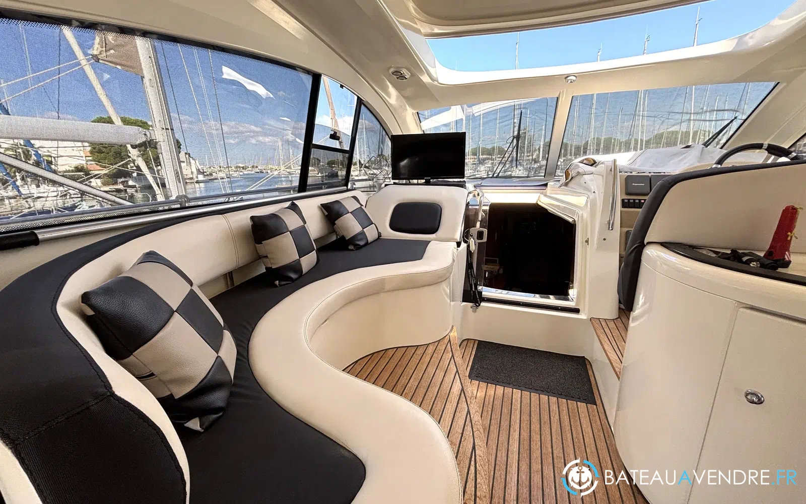 slider 16 Jeanneau Prestige 50 S