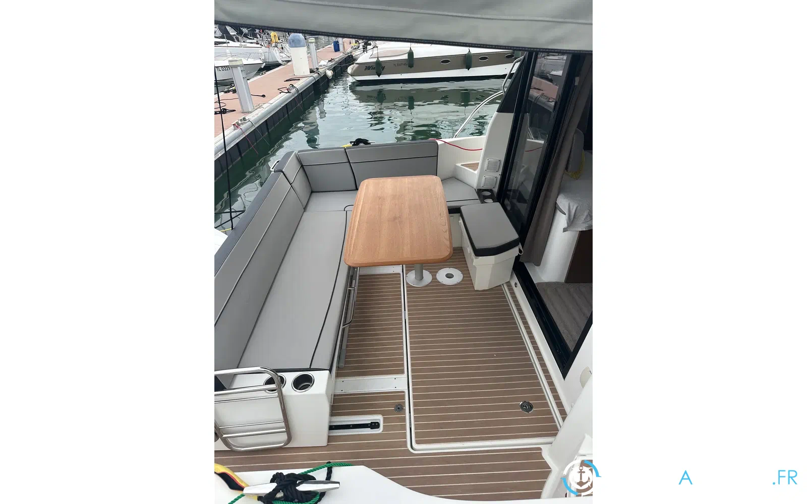 slider 27 Jeanneau Merry Fisher 1095