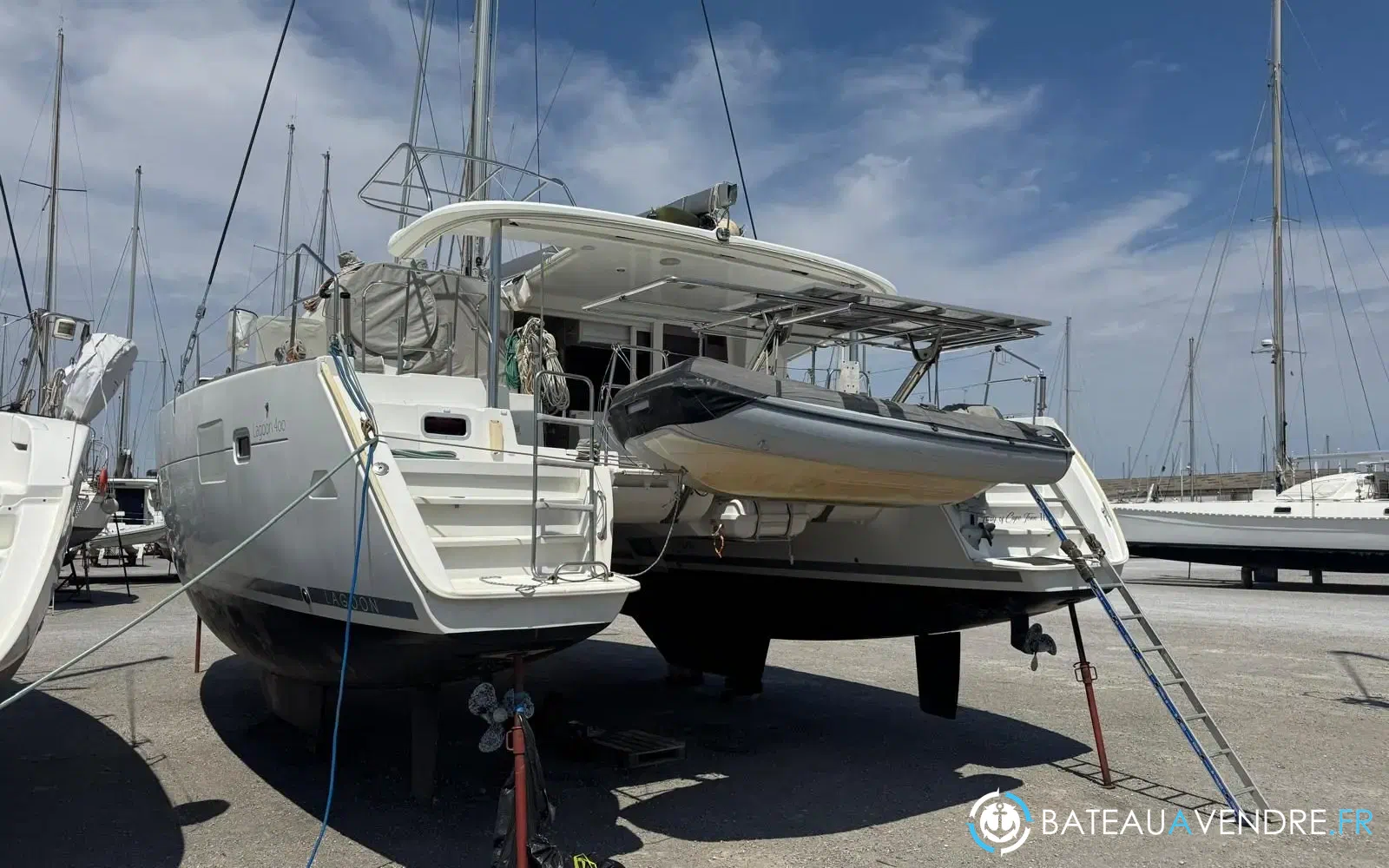 slider 7 Lagoon 400