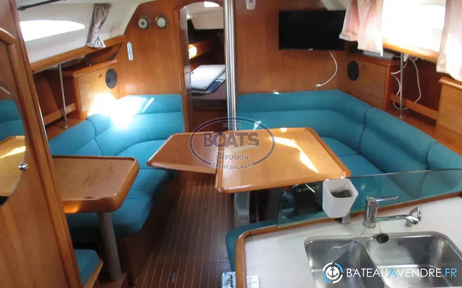 slider 8 Jeanneau Sun Odyssey 37