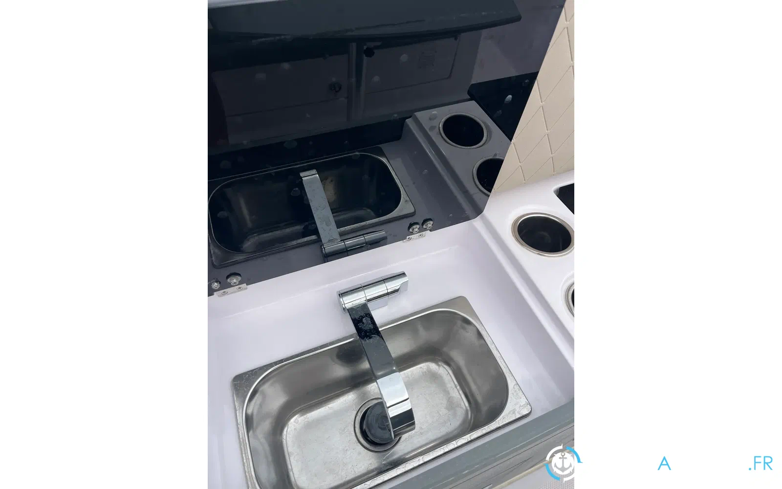 slider 15 Ranieri Next 255 LX