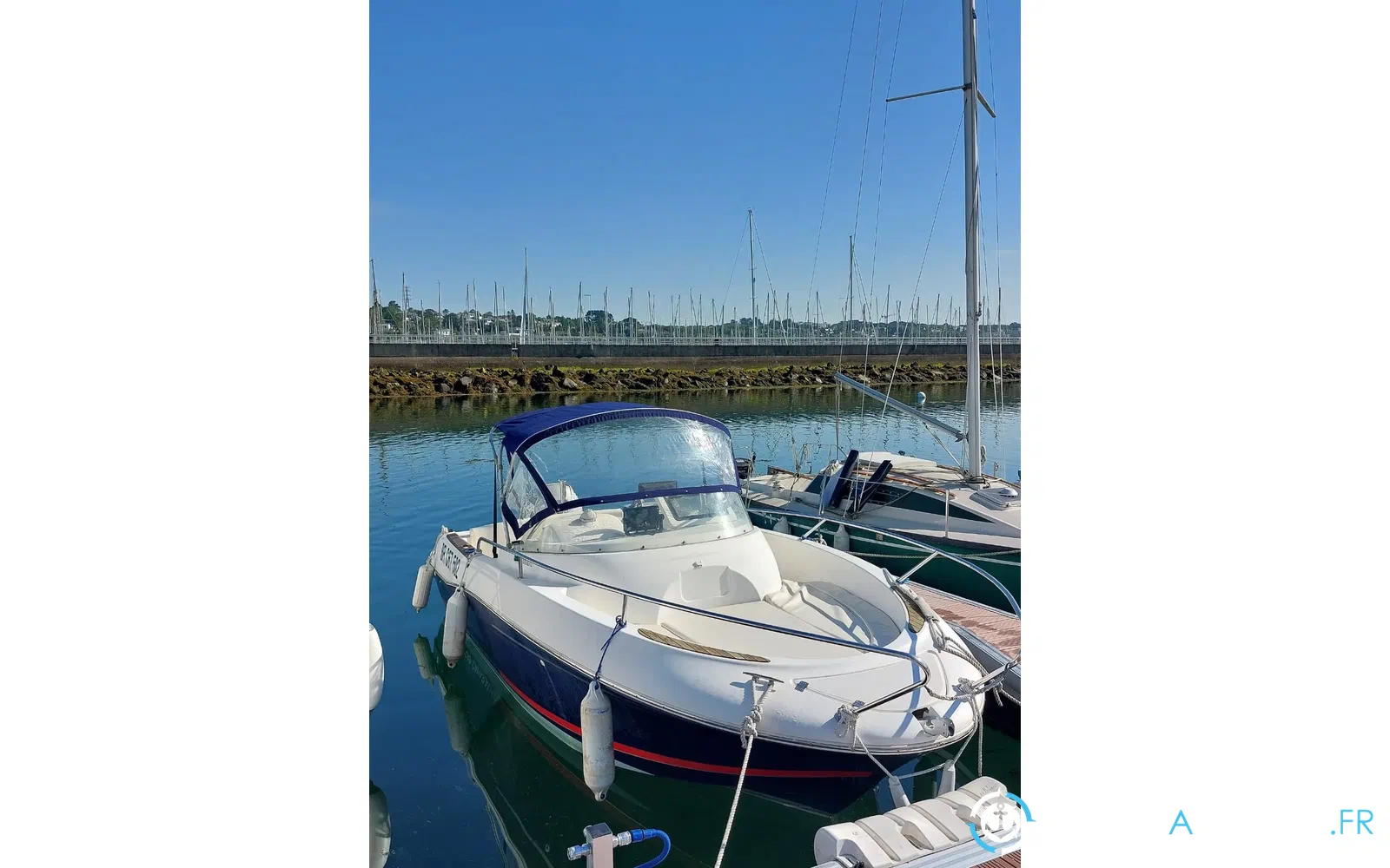 slider 0 Jeanneau Cap Camarat 625 WA