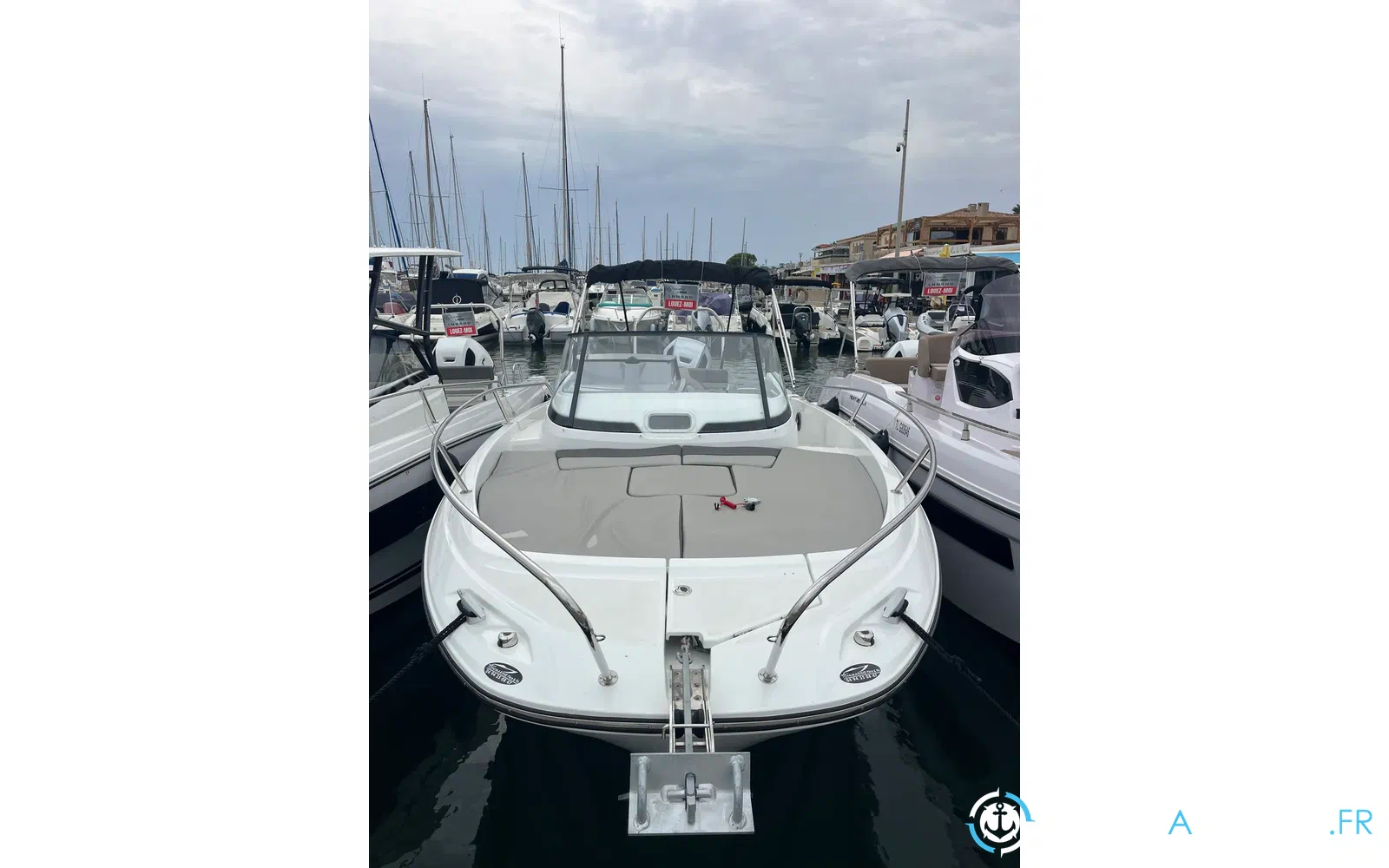 slider 3 Jeanneau Cap Camarat 7.5 WA