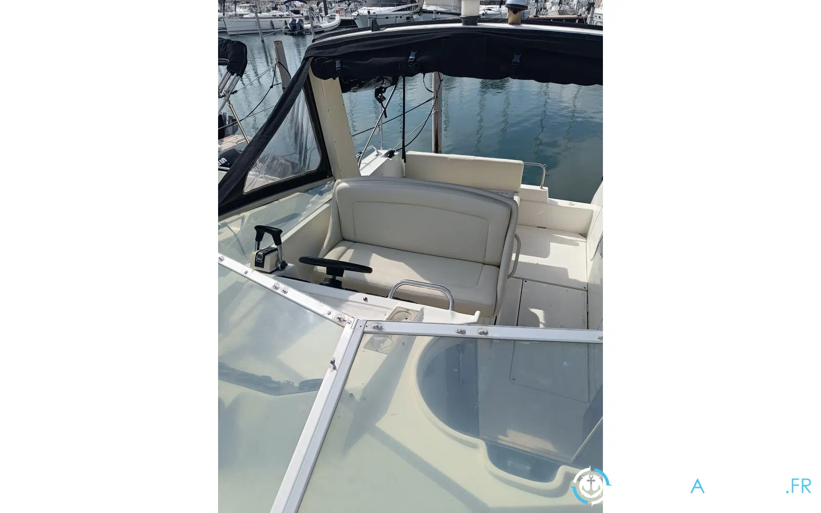 slider 6 Beneteau Flyer 8