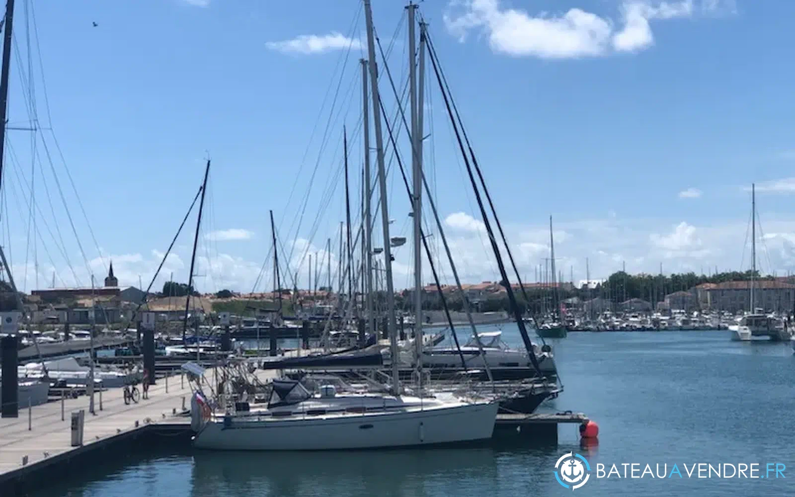 slider 0 Bavaria 33 cruiser
