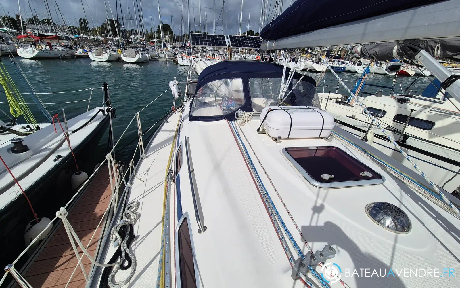slider 8 Bavaria 33 cruiser