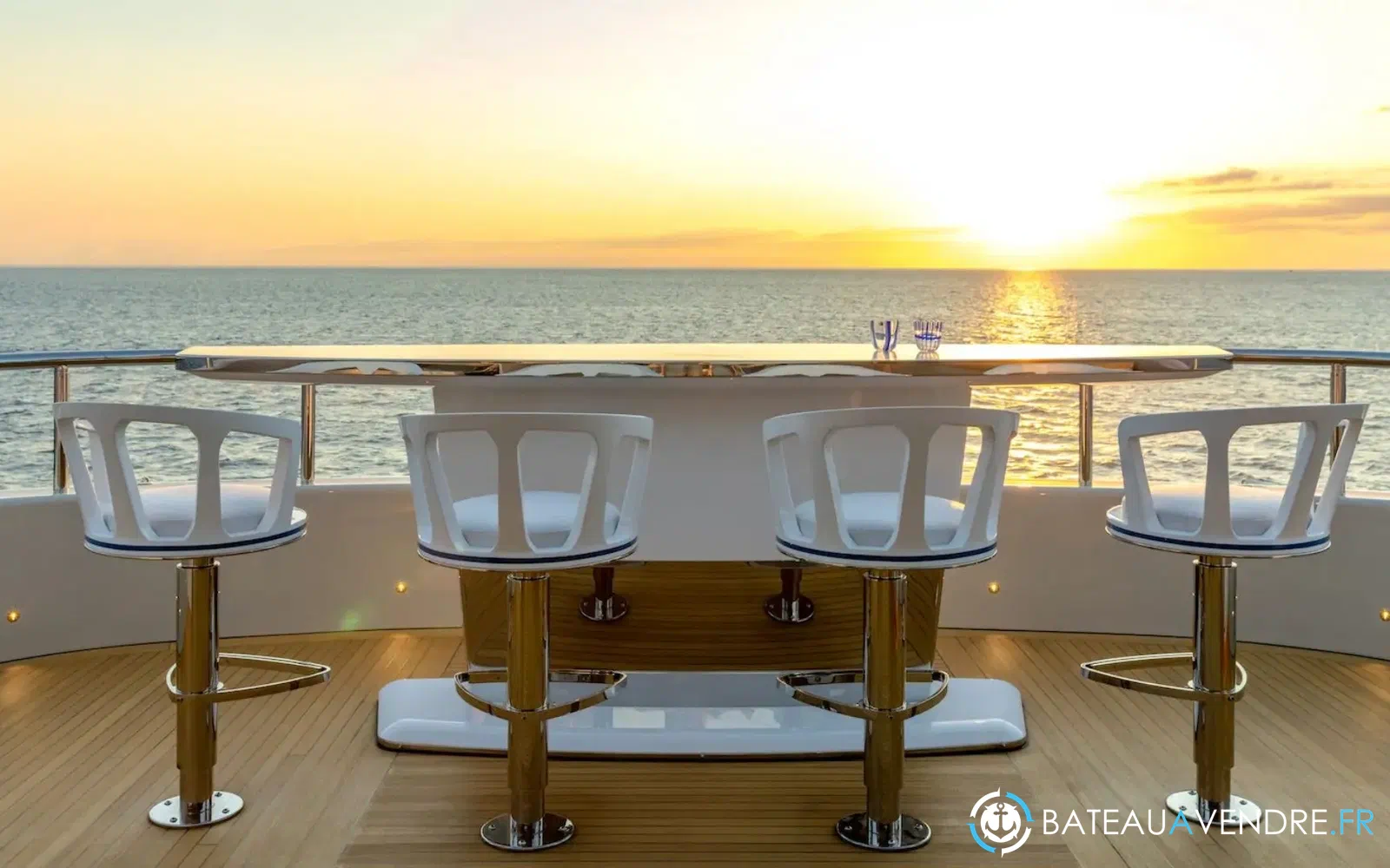 slider 9 Benetti 50
