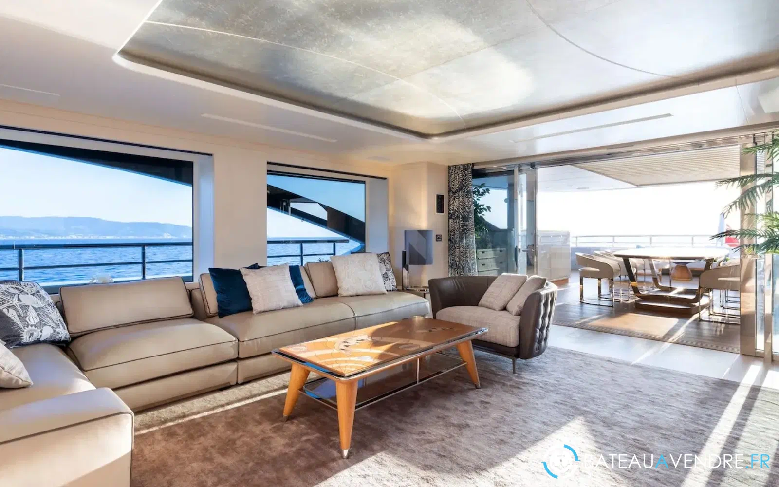 slider 11 Benetti 50