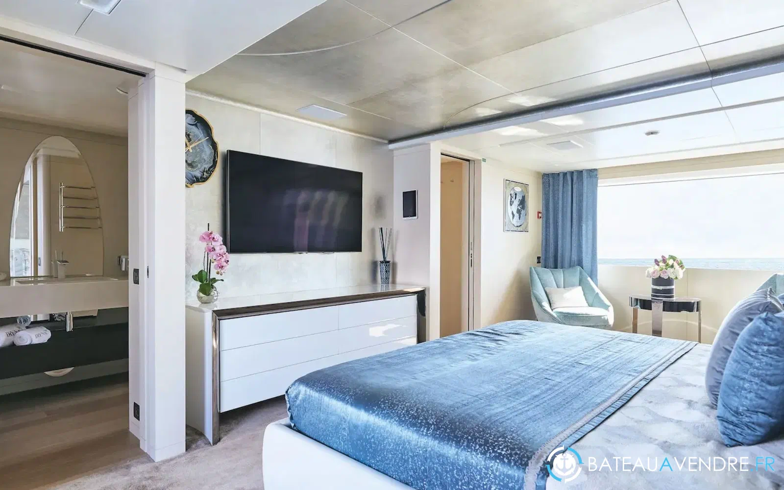slider 16 Benetti 50
