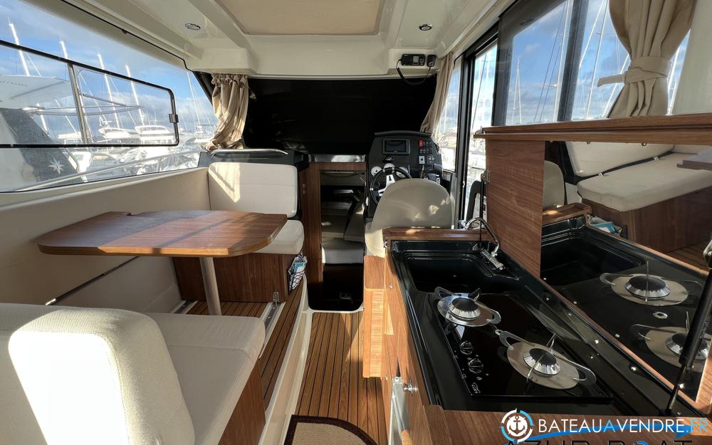 Quicksilver Activ 855 Cruiser interieur photo 4