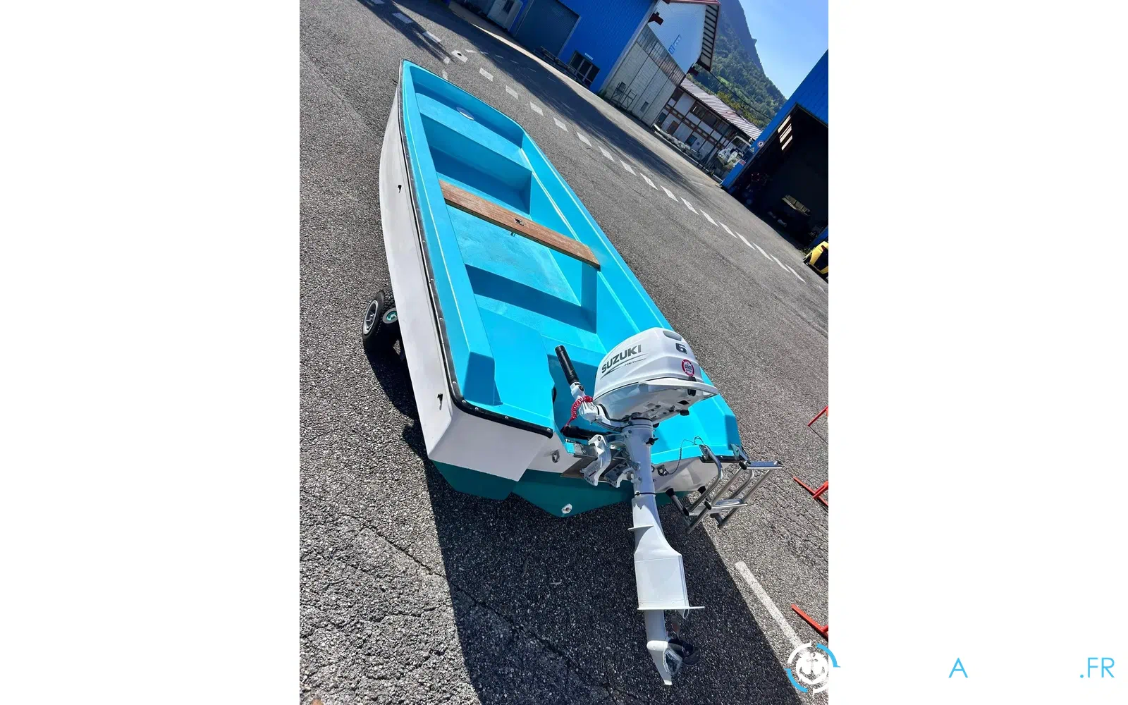 slider 2 Savoie Marine Triton