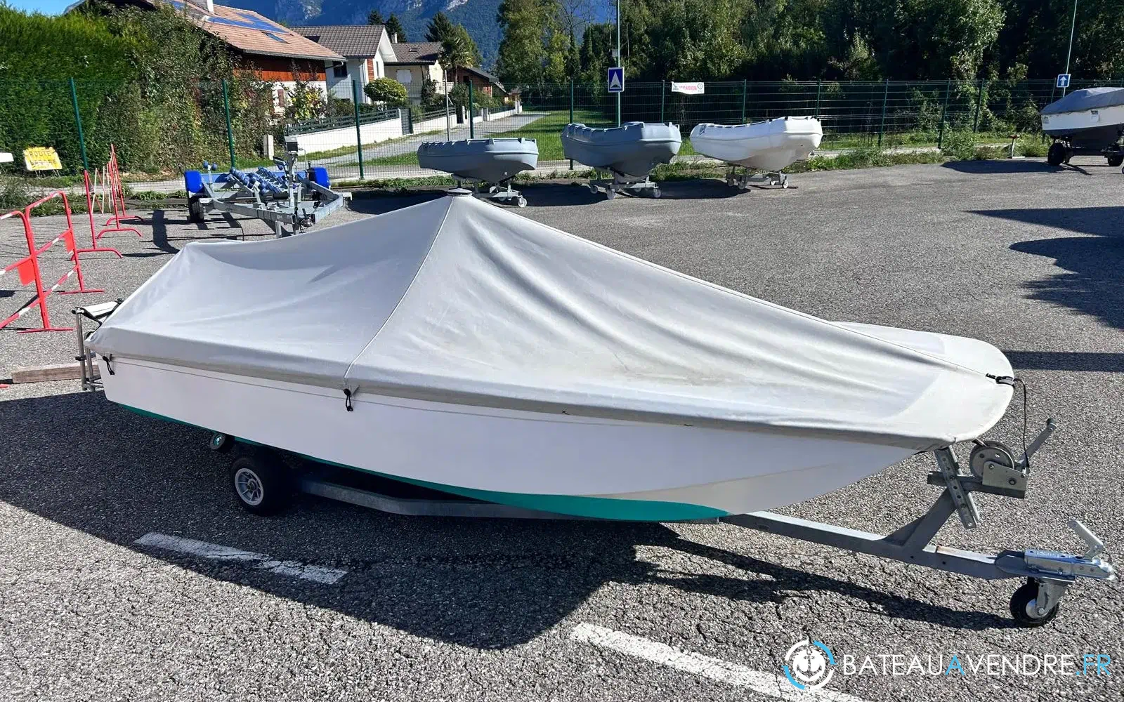 slider 1 Savoie Marine Triton