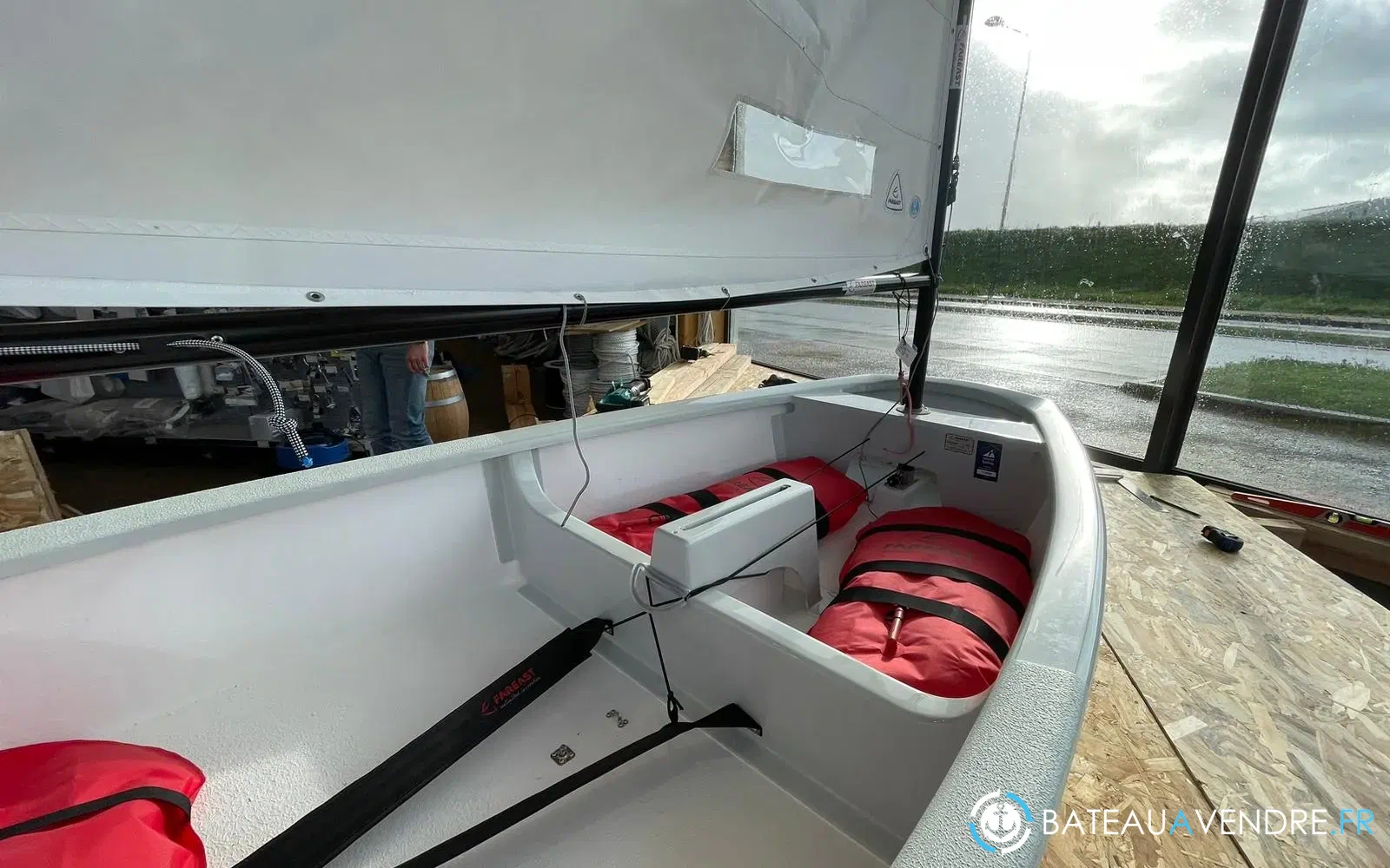 slider 7 Fareast Optimist