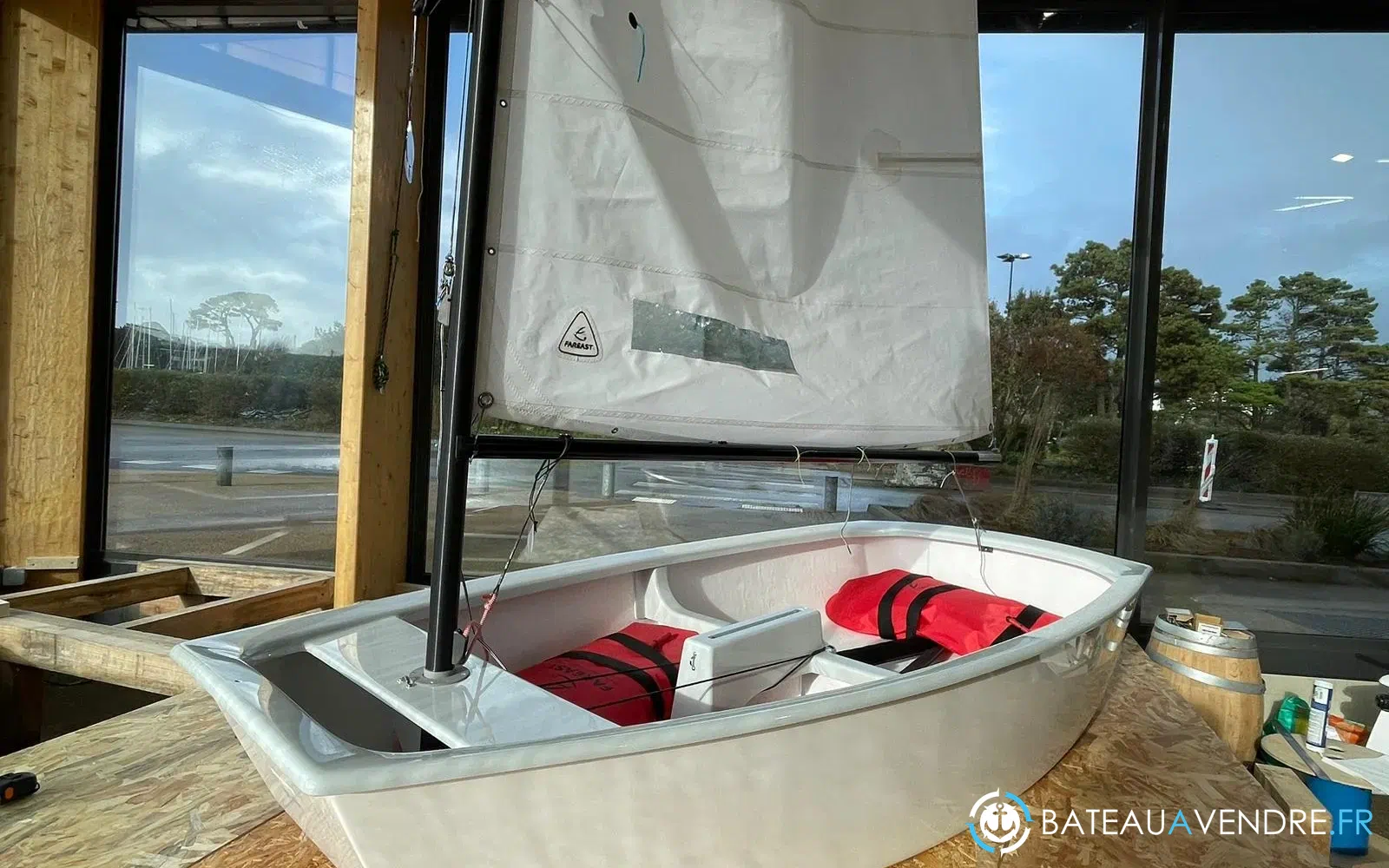 slider 8 Fareast Optimist