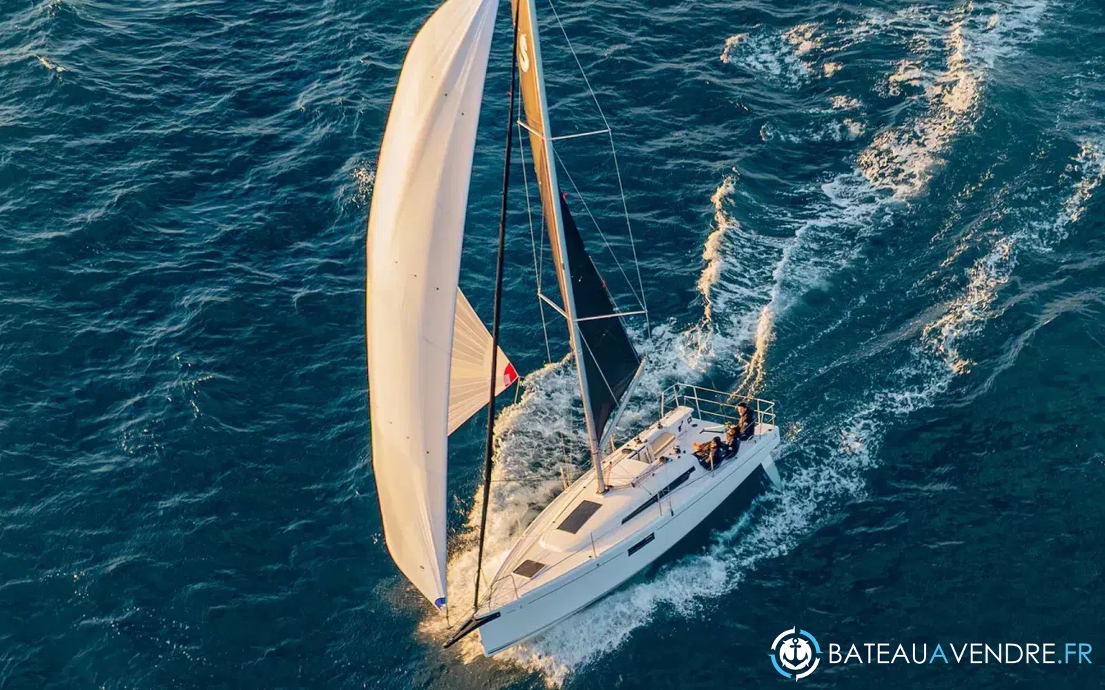 slider 1 Beneteau First 30
