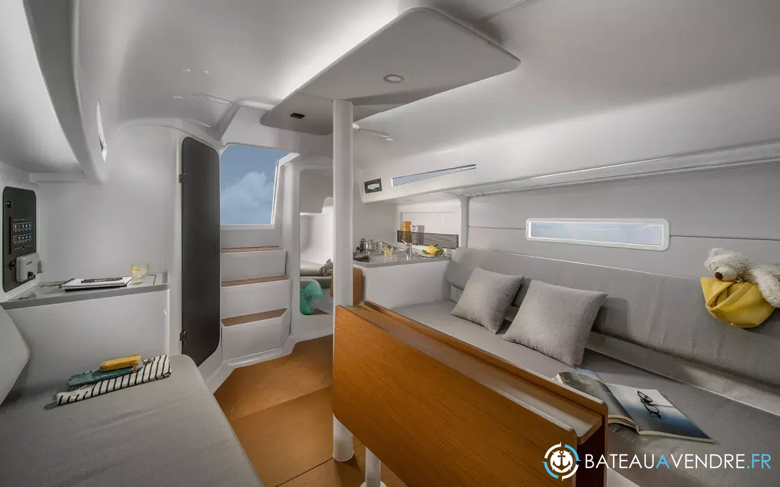 slider 8 Beneteau First 30
