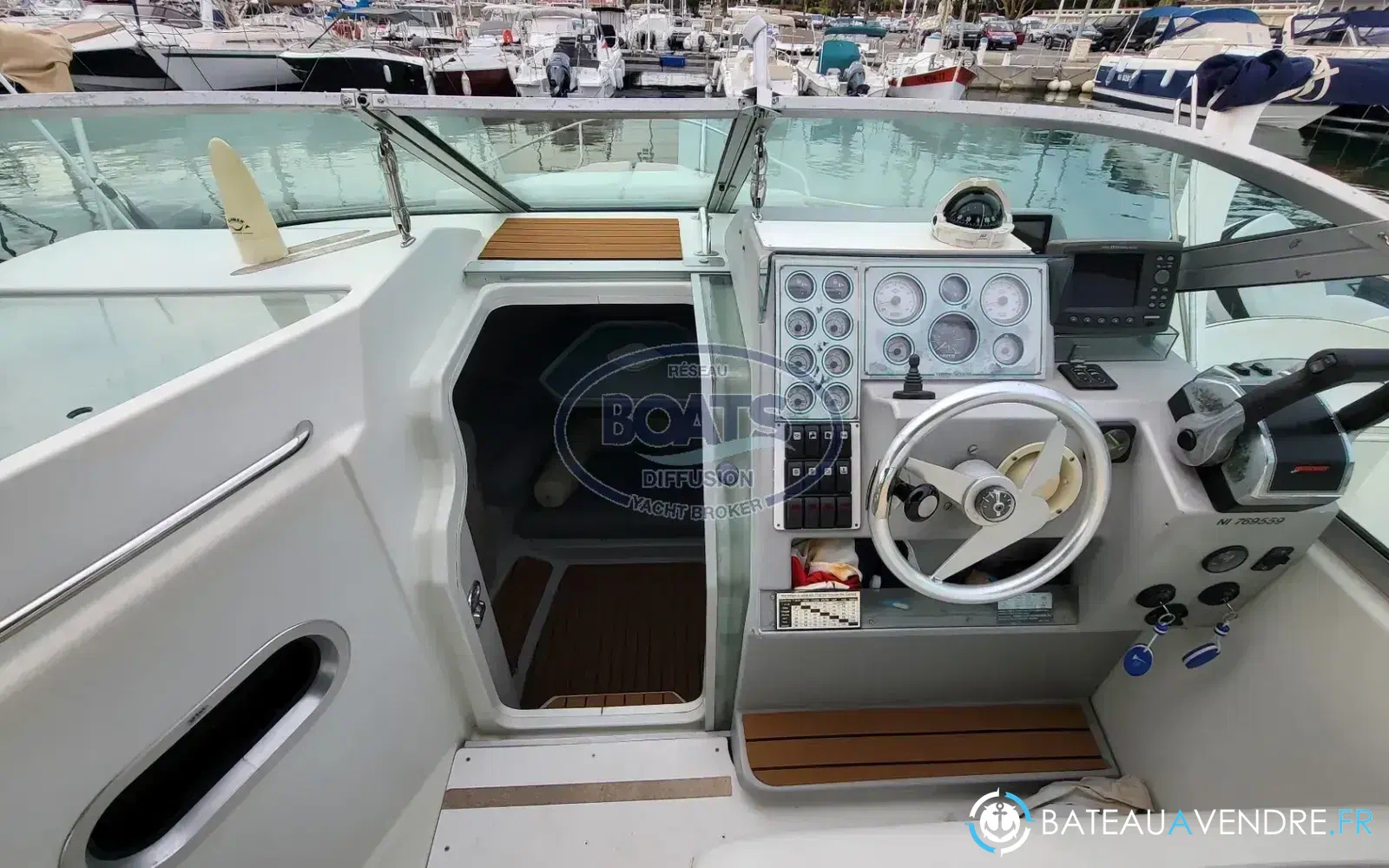 slider 6 Jeanneau Yarding 27
