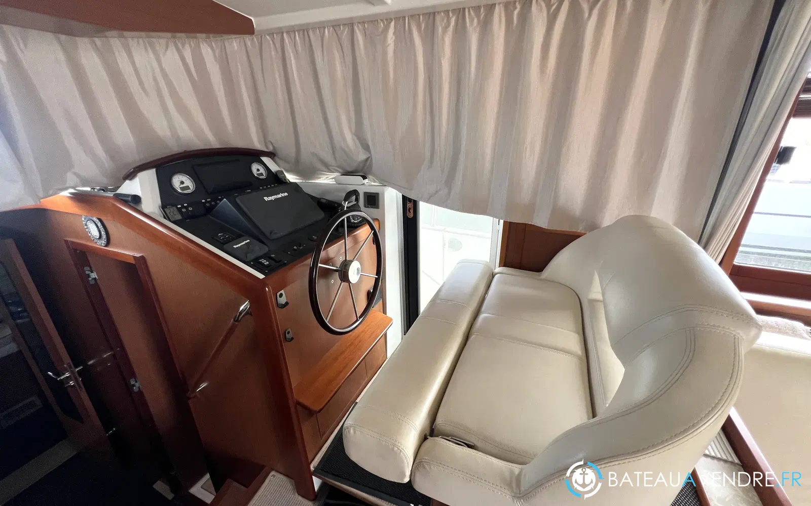 slider 2 Beneteau Swift Trawler 44