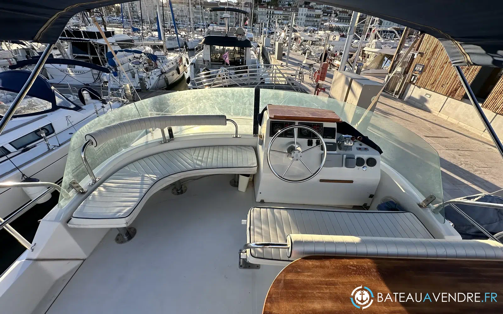 slider 31 Fountaine Pajot Maryland 37