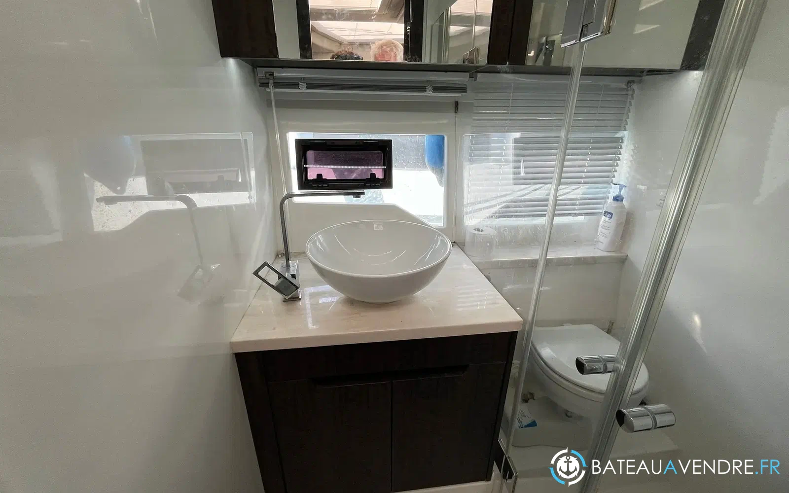slider 18 Galeon 335 HTS