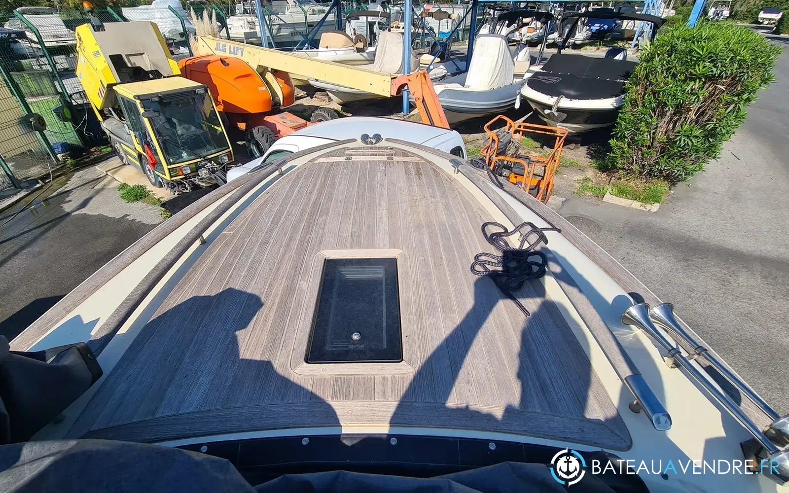 slider 8 Chris Craft Corsair 25