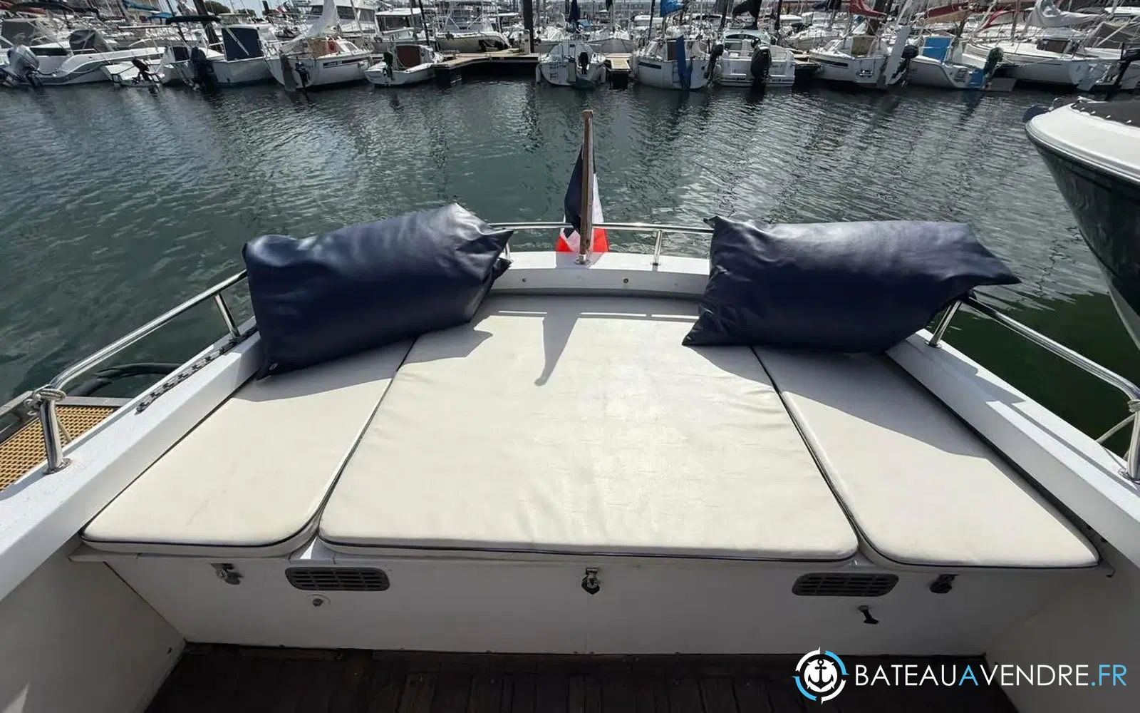 slider 10 Bertram 25