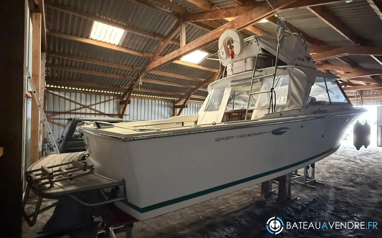 slider 5 Bertram Riva 25