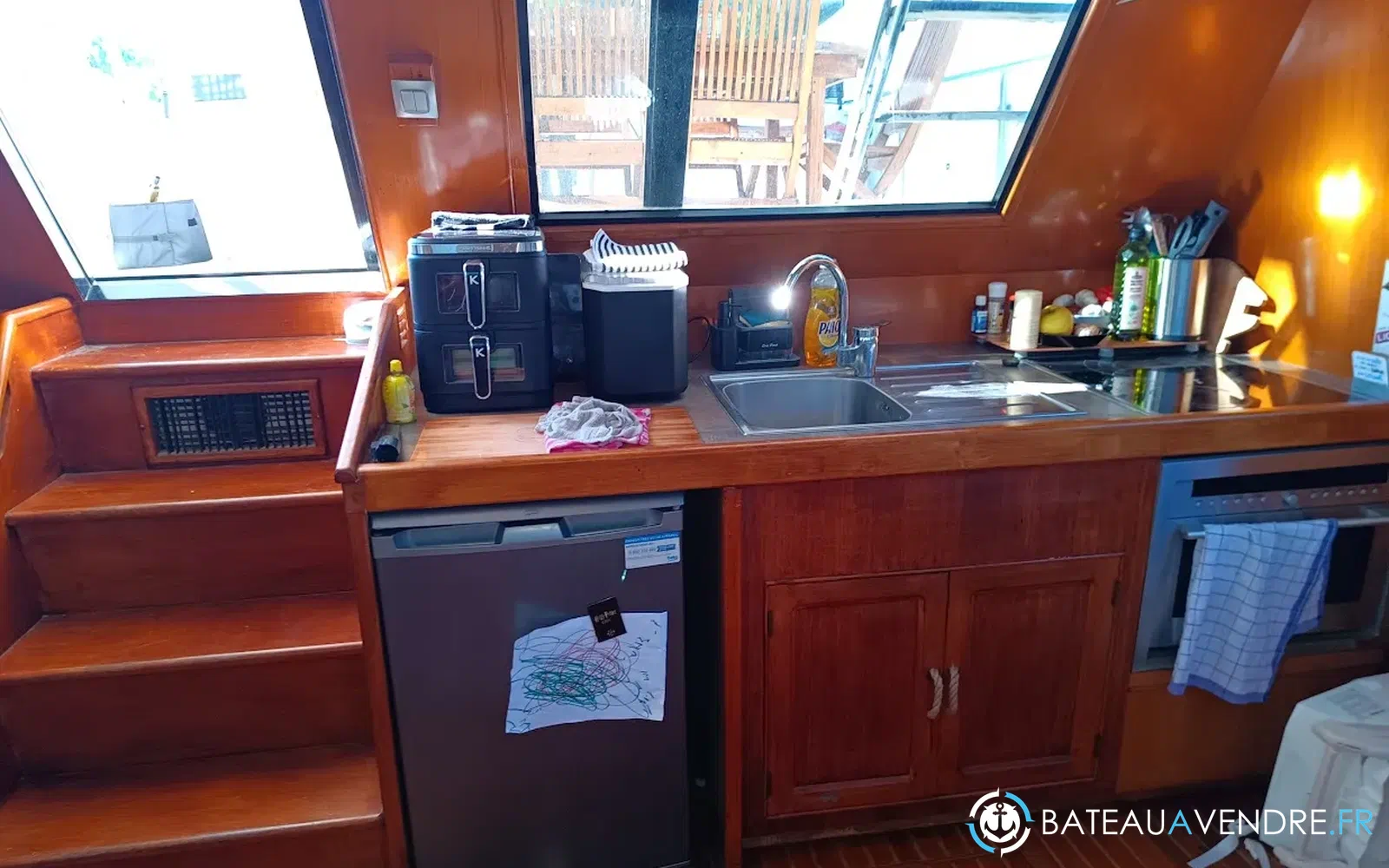 slider 10 King Yacht Monterey 46