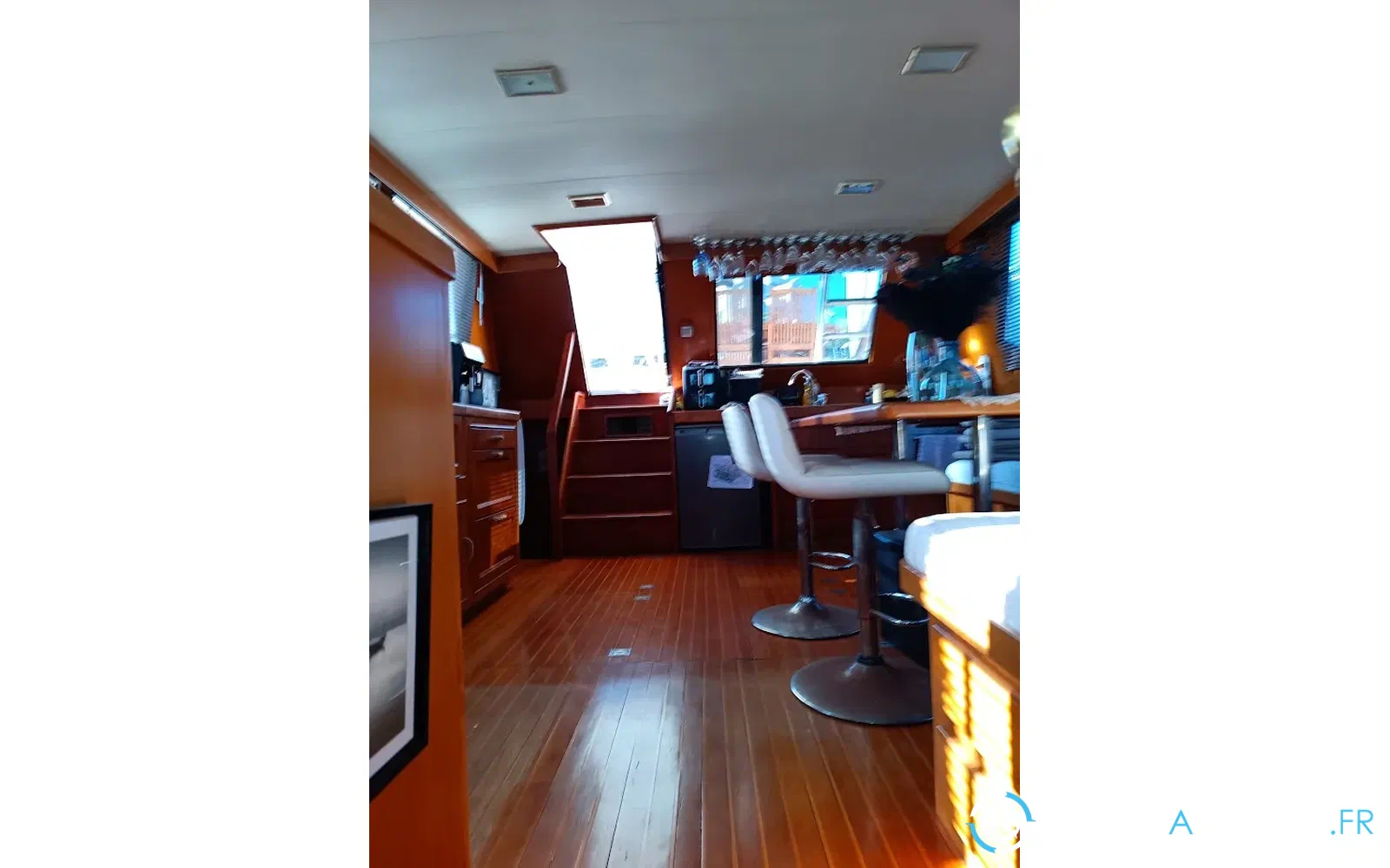 slider 11 King Yacht Monterey 46