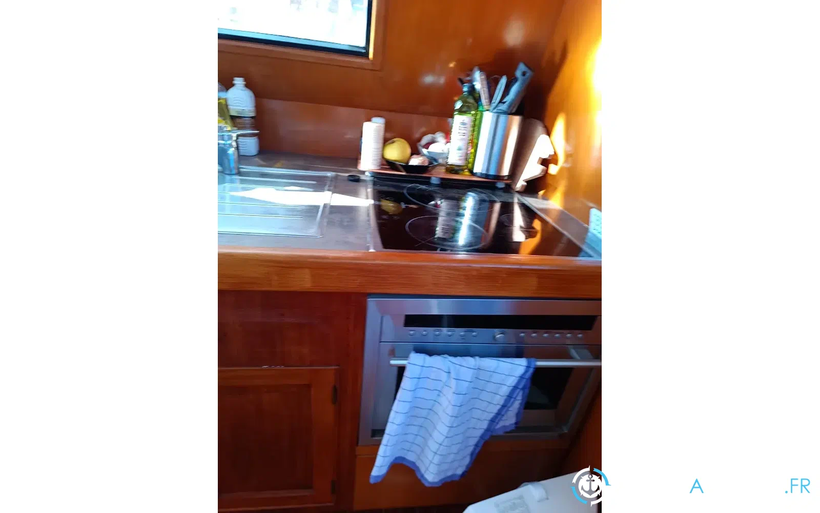 slider 27 King Yacht Monterey 46