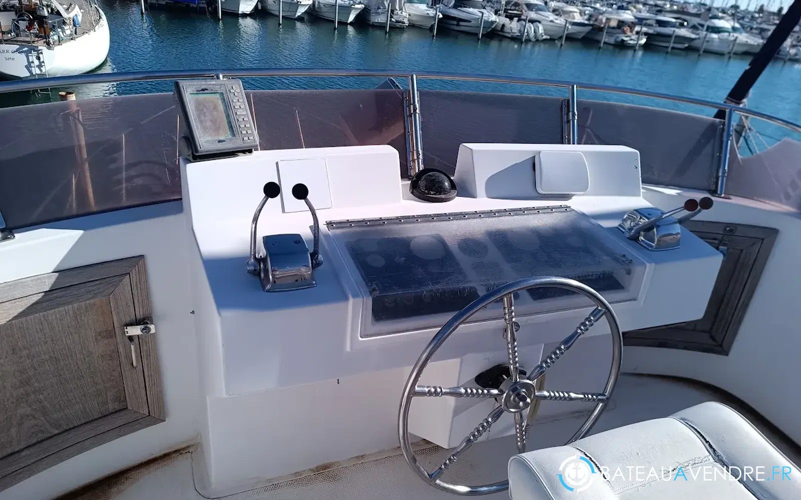 slider 6 King Yacht Monterey 46