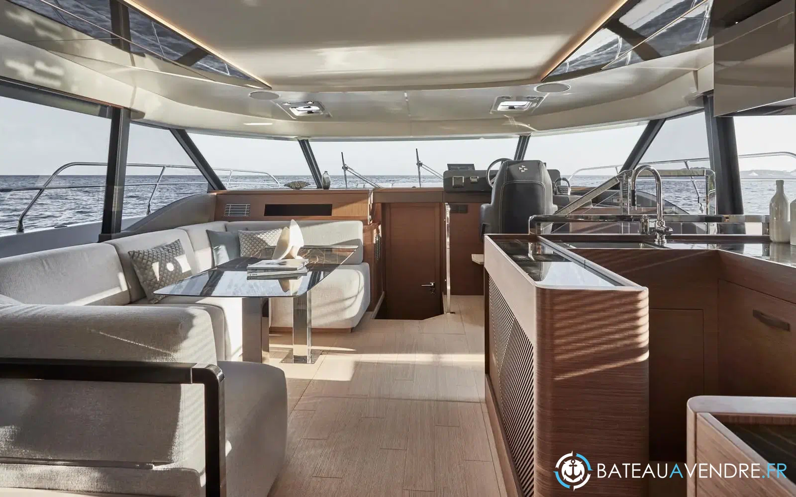 slider 9 Prestige Yachts M48