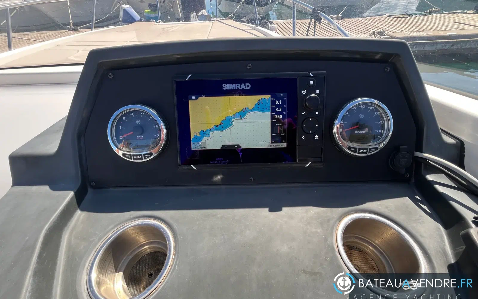 slider 8 Quicksilver Activ 675 Sundeck