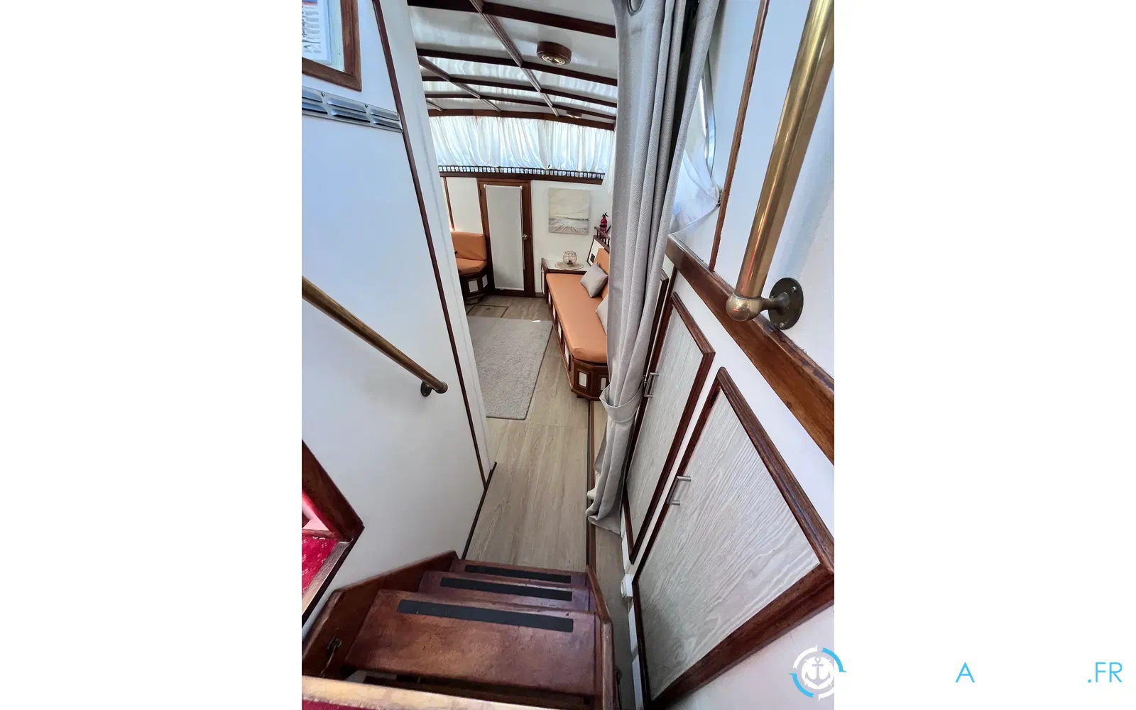 slider 22 Trawler 15 m